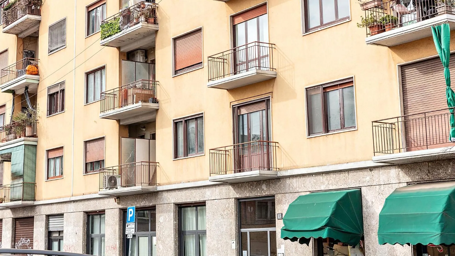 Dehomes - Milano Sempione Exclusive Apartment Milan